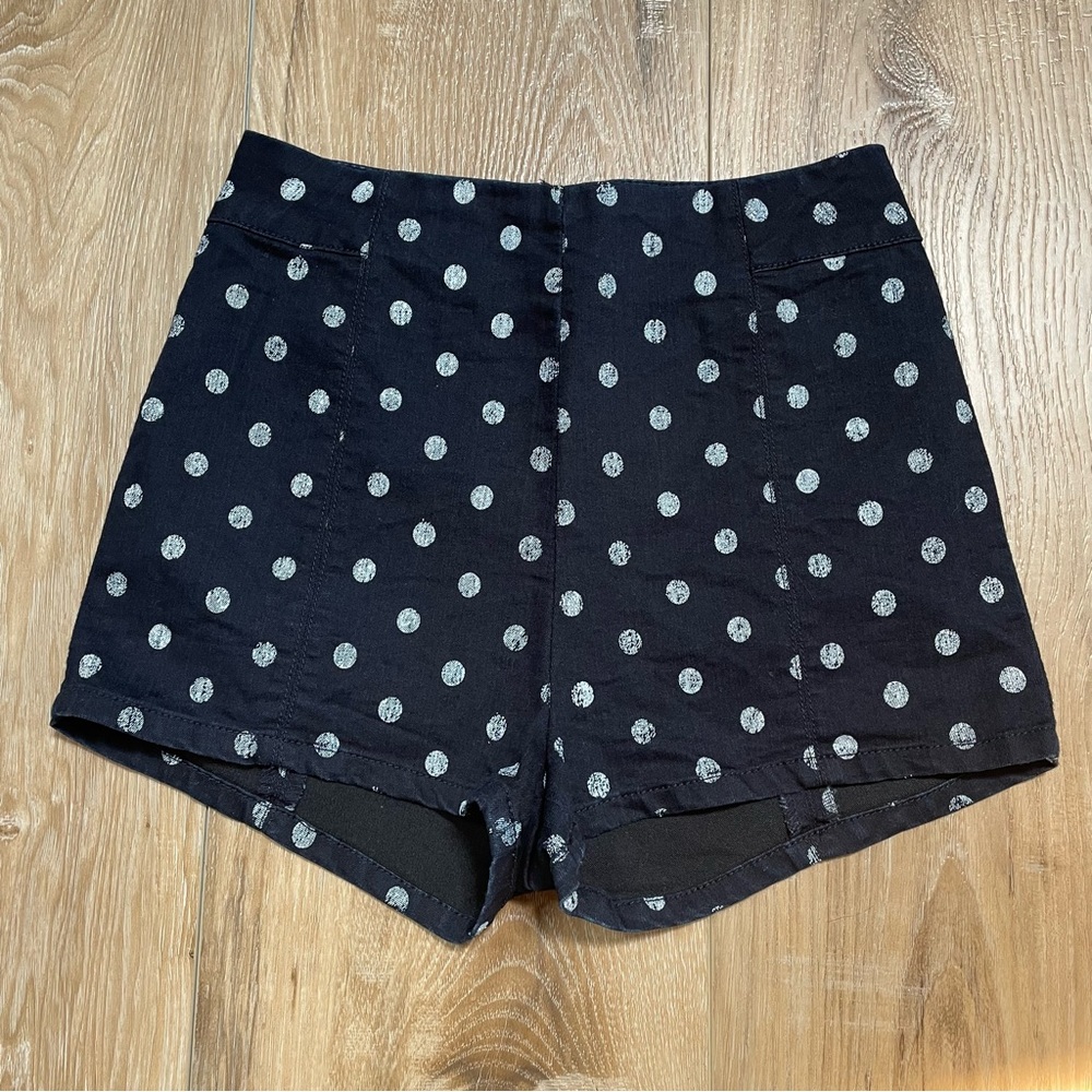 Urban Outfitters Kimchi Blue Back Zip Shorts